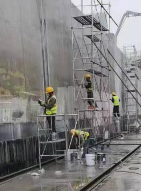威海球场翻新地面是一个涉及